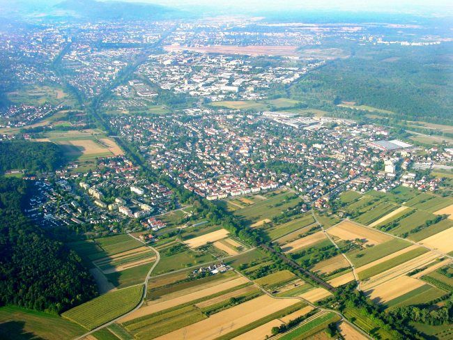GUNDELFINGEN: 3 Zimmerwohnung, 80²m, DG, Balkon (Schwarzwaldblick), KFW energetisch saniert.
